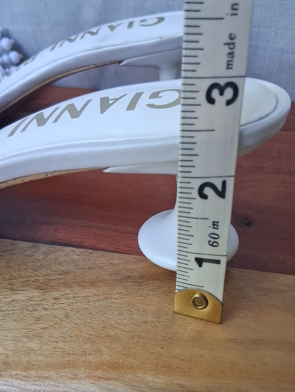 Gianni Bini Lonzo White Beaded Slide Sandals 9.5 - Picture 10 of 13